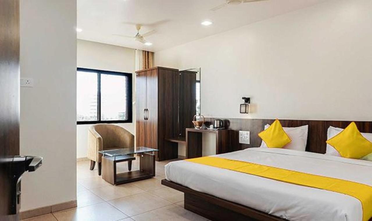 Fabhotel Karishma Palace Supe Экстерьер фото